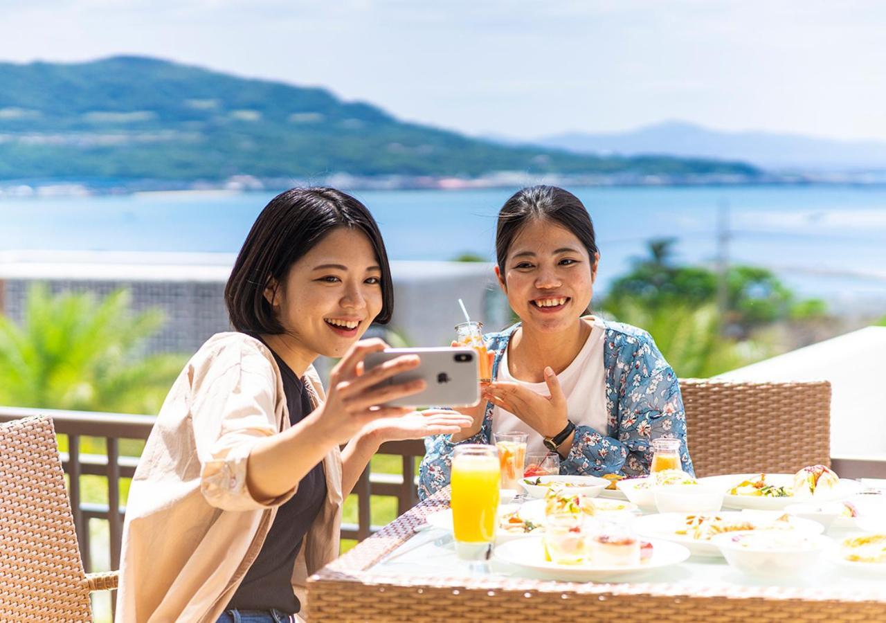 Ala Mahaina Condo Hotel Motobu Exteriör bild